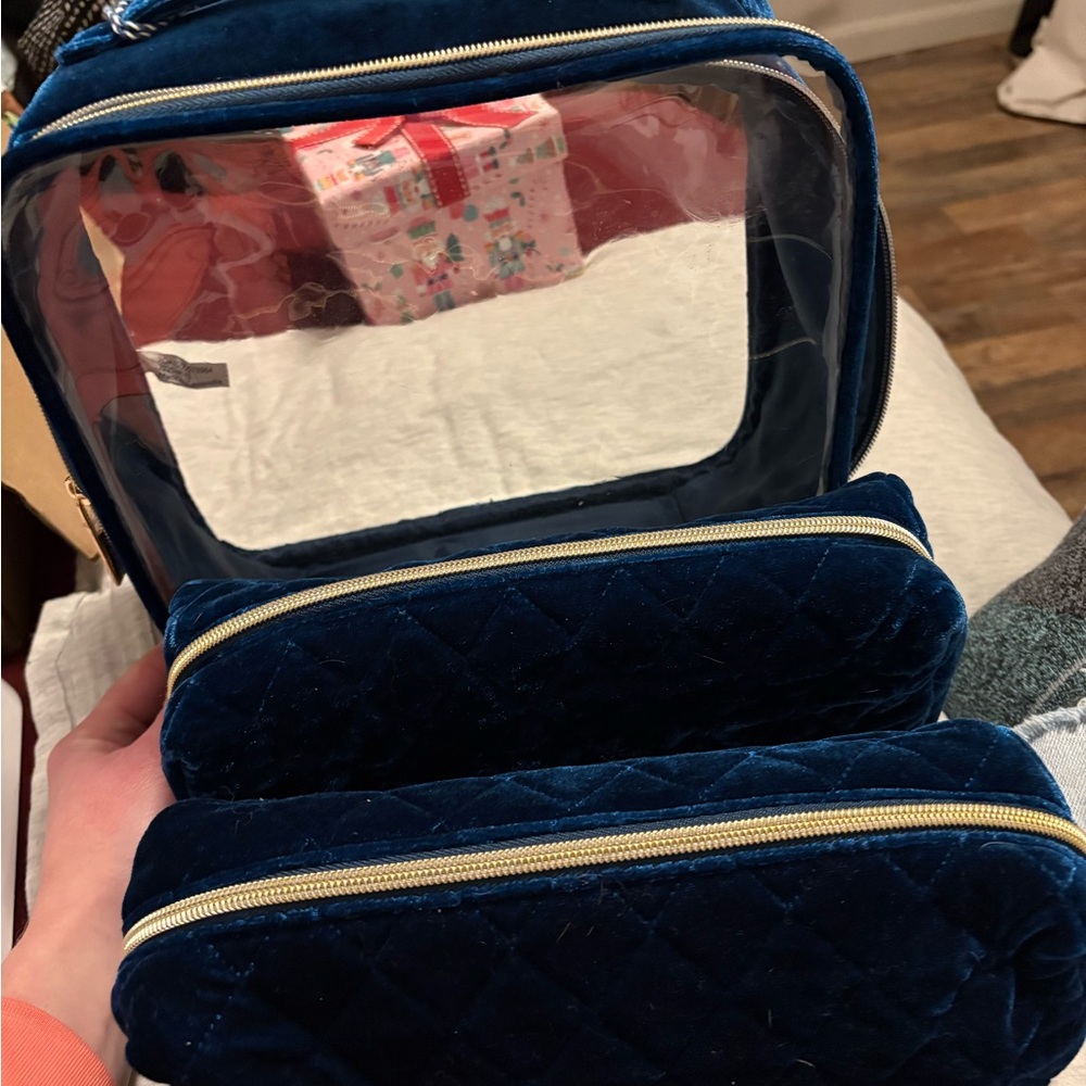 Elegant Blue Quilted Women's Bag Set